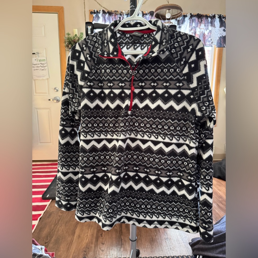 Eddie Bauer Black and White Geometric Half-Zip Sweatshirt